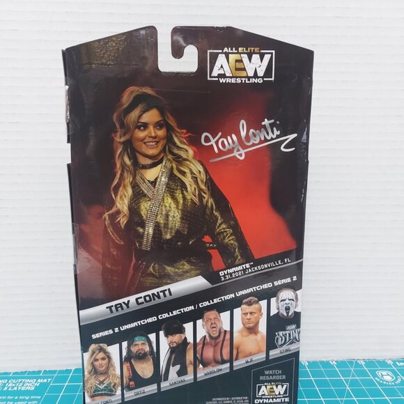 AEW Unrivaled Collection Series 2 Tay Conti Melo #13 Wrestling Action Figure - Picture 3 of 6